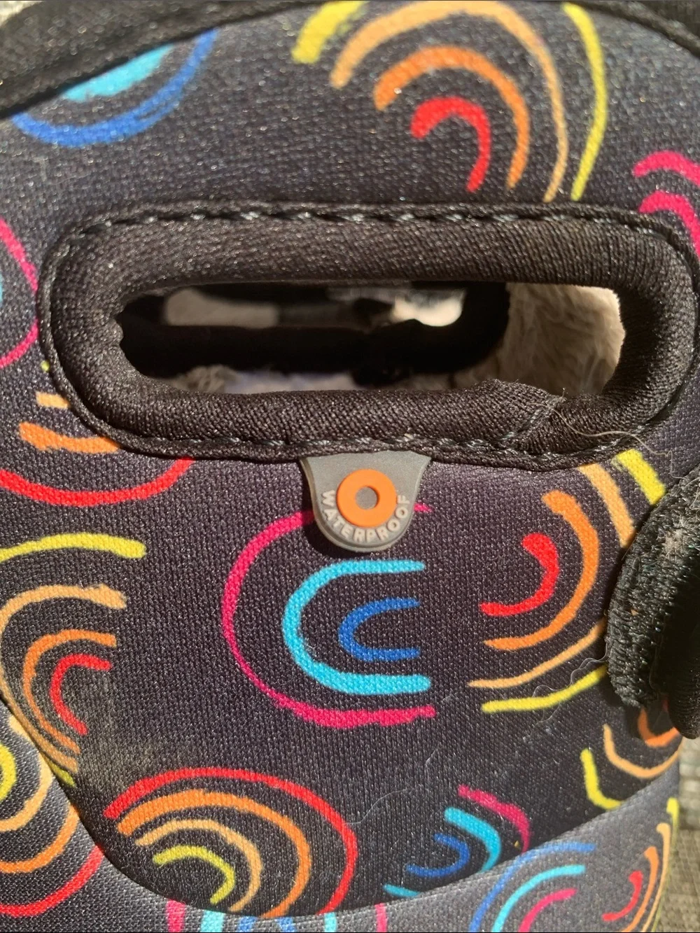 Bogs Toddler Black Neoprene Slip-On Boots with Rainbow Arc Print 7